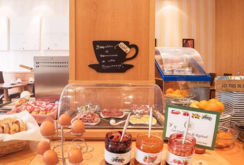 迪纳尔巴尔莫勒尔舒适酒店 便利设施 照片